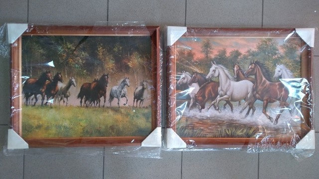 obraz w drewnianej ramie 40x50 KONIE