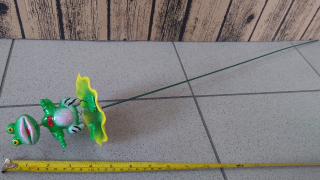 ozdoba na drucie 70cm ŻABA
