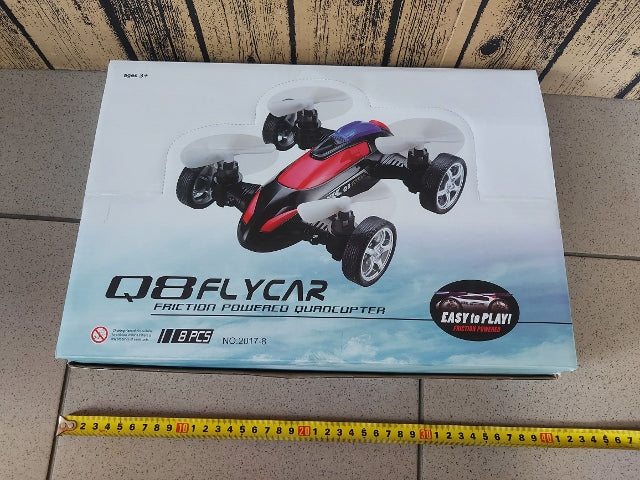 auto z napędem  ze śmigłami 12cm