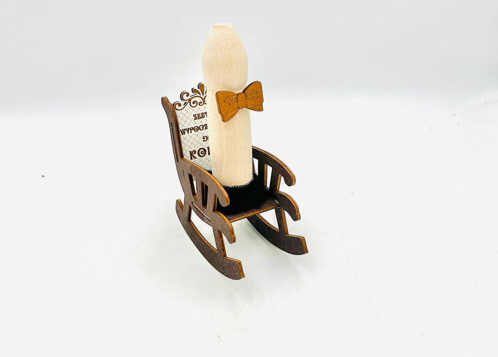 fotel bujany dla kobiet  17 x 10 cm  / P64