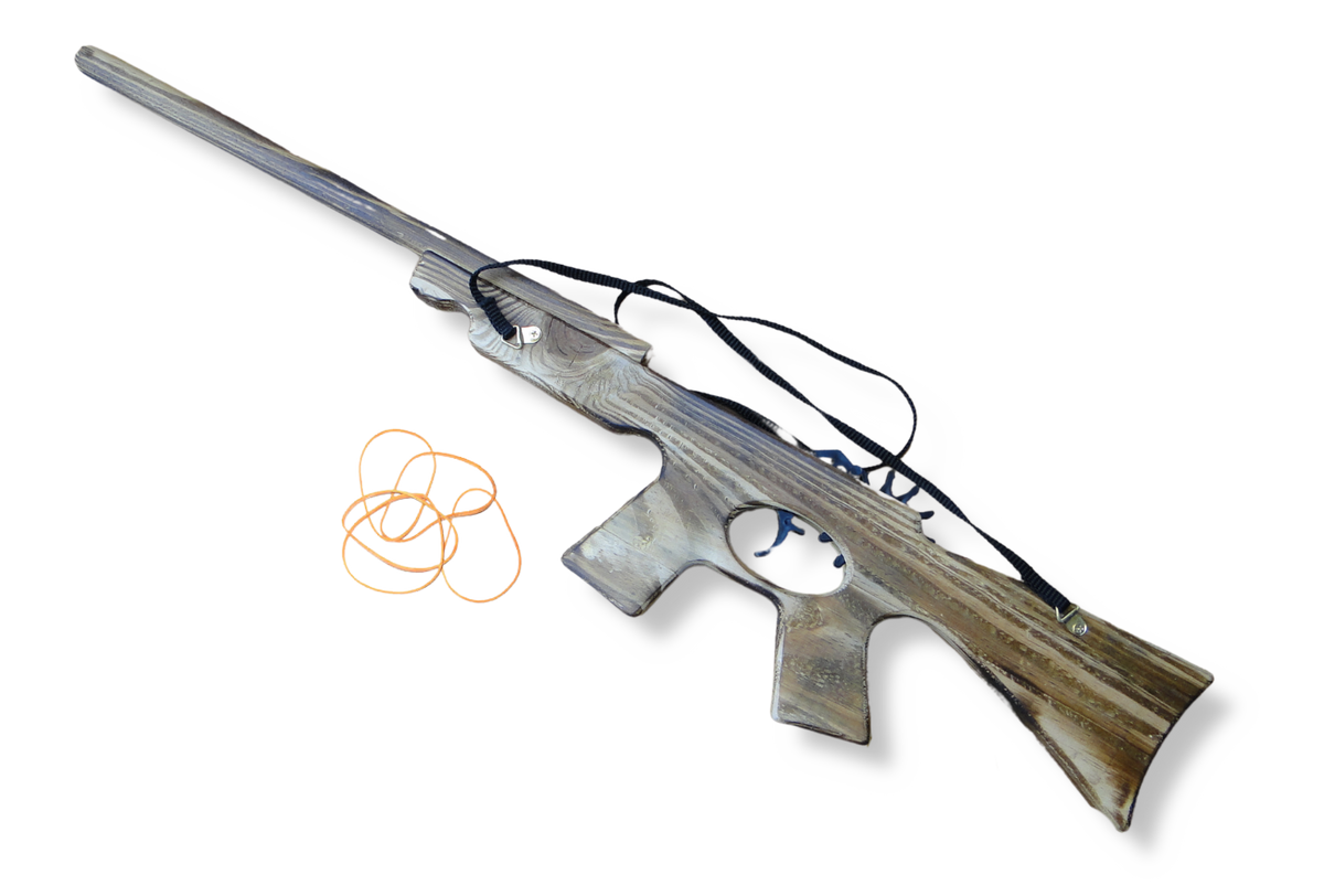 drewniany karabin na gumki 61 x 13 x 2 cm P925