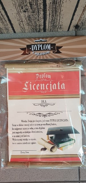 dyplom LICENCJATA