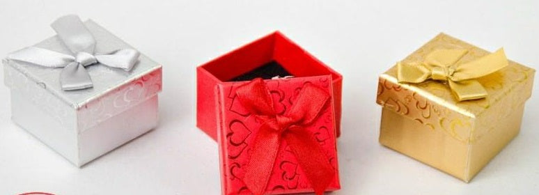 pudełko papierowe 24szt. 5x5x4cm | 7384 Pud-0036
