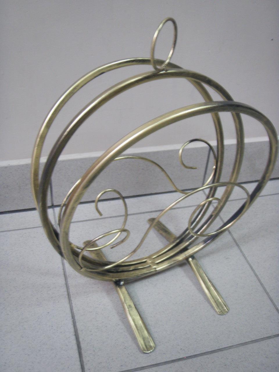 gazetownik metalowy mały 6183