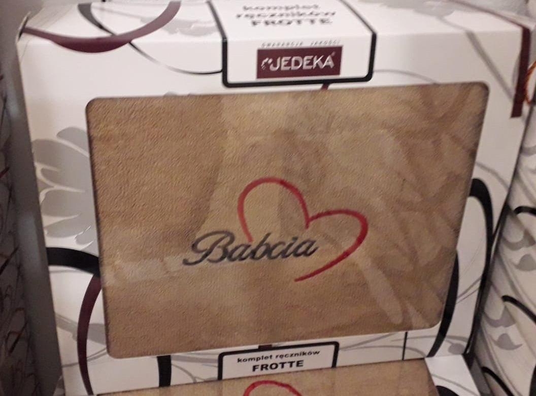ręcznik frotte 50 x 100 cm Babcia w ozdobnym kartoniku