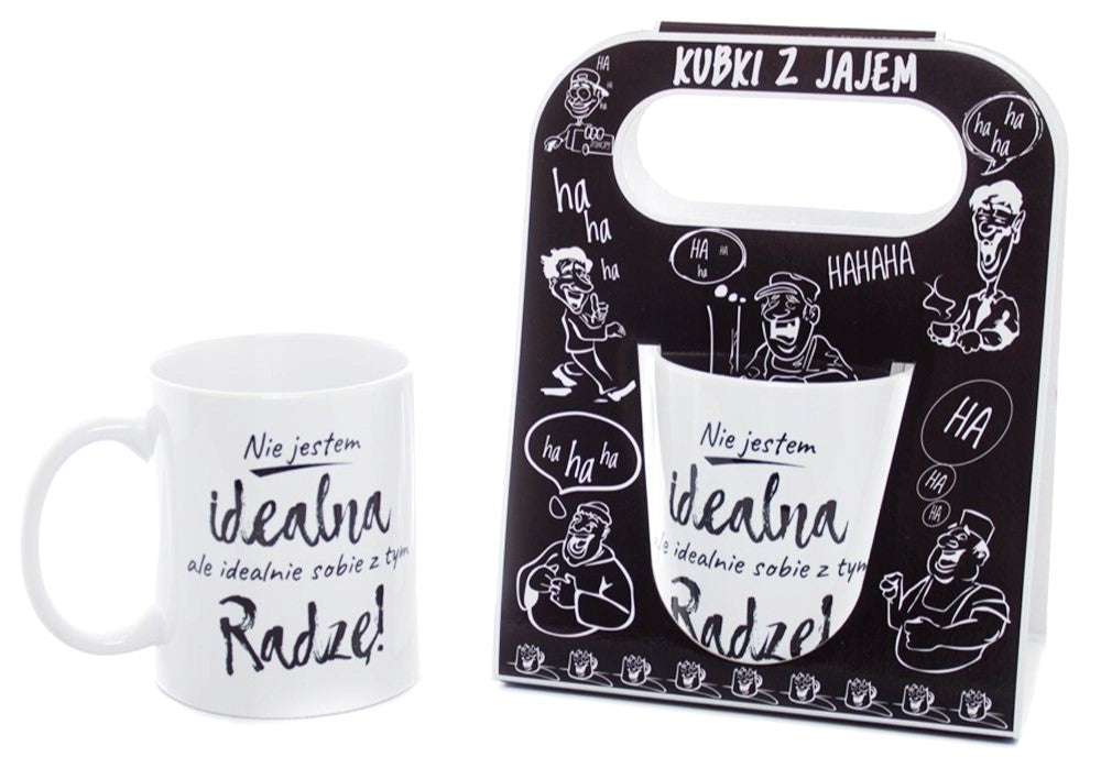 kubek ceramiczny 'Nie jestem Idealna...' biały  w ozdobnym czarnym opakowaniu