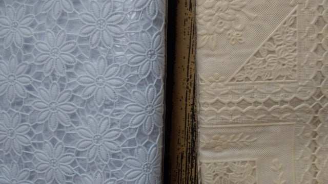 obrus 80x137cm KORONKA