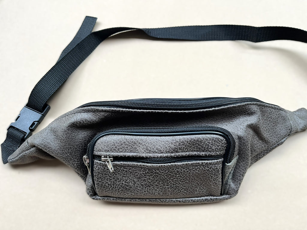 saszetka nerka 40cm  4.4 brązowa