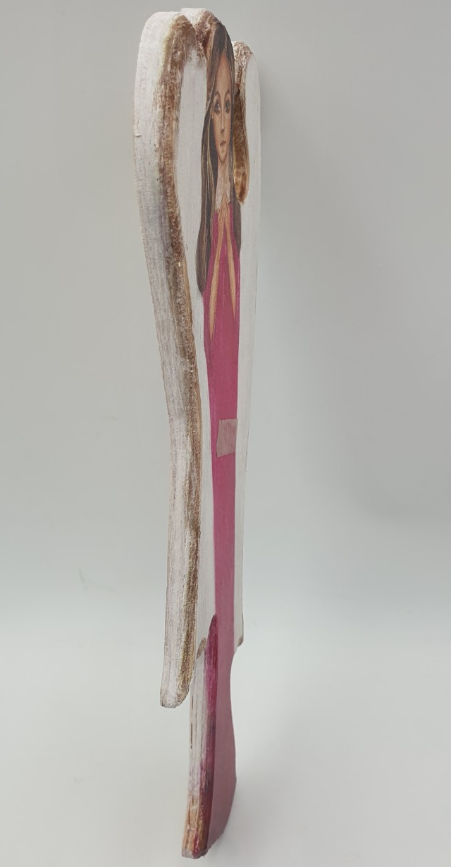 anioł drewniany malowany  dla Babci  30 cm