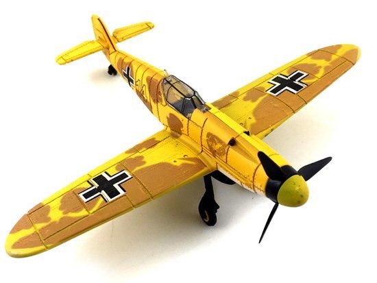 plastikowy samolot BF-109 do składania 1:48 | ZA2589