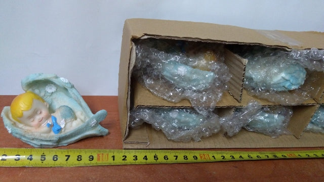 Figurka chłopiec Aniołek, niebieski 6,5 cm