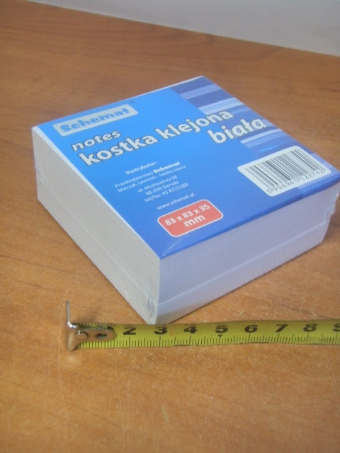 karteczki klejone białe 83 x 83 x 35 mm      2742