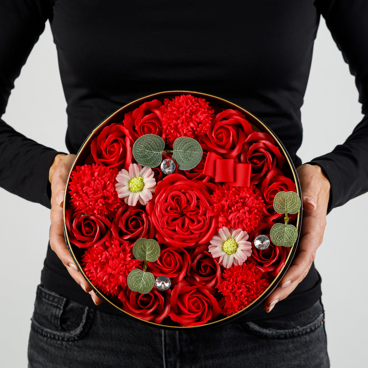 bukiet kwiatów mydlanych w pudełku flowerbox duży B-2953