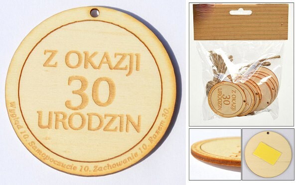 zawieszka drewniana lub do przyklejenia z tekstem  ''Z okazji 30 urodzin'' 10 szt. ozd-003