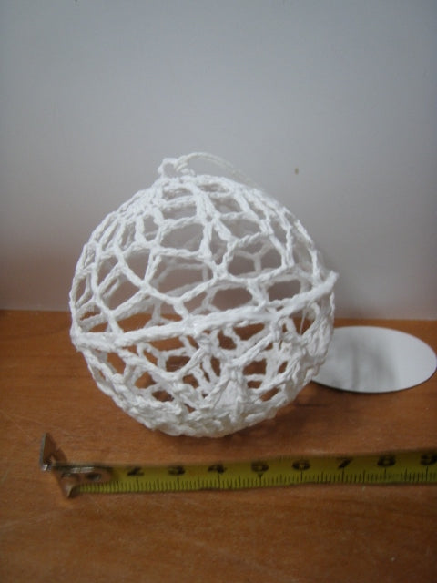 bombka szydełkowa fi-7cm