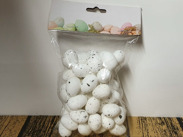 jajka w worku 2,5cm  BIAŁE W PLAMKI 50szt 3003