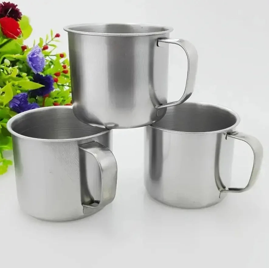 kubek stalowy 13cm z uchem 1,33l. XJ4972