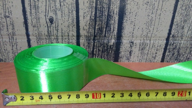 wstążka satynowa 38mmx32m ZIELONA | AX38-32